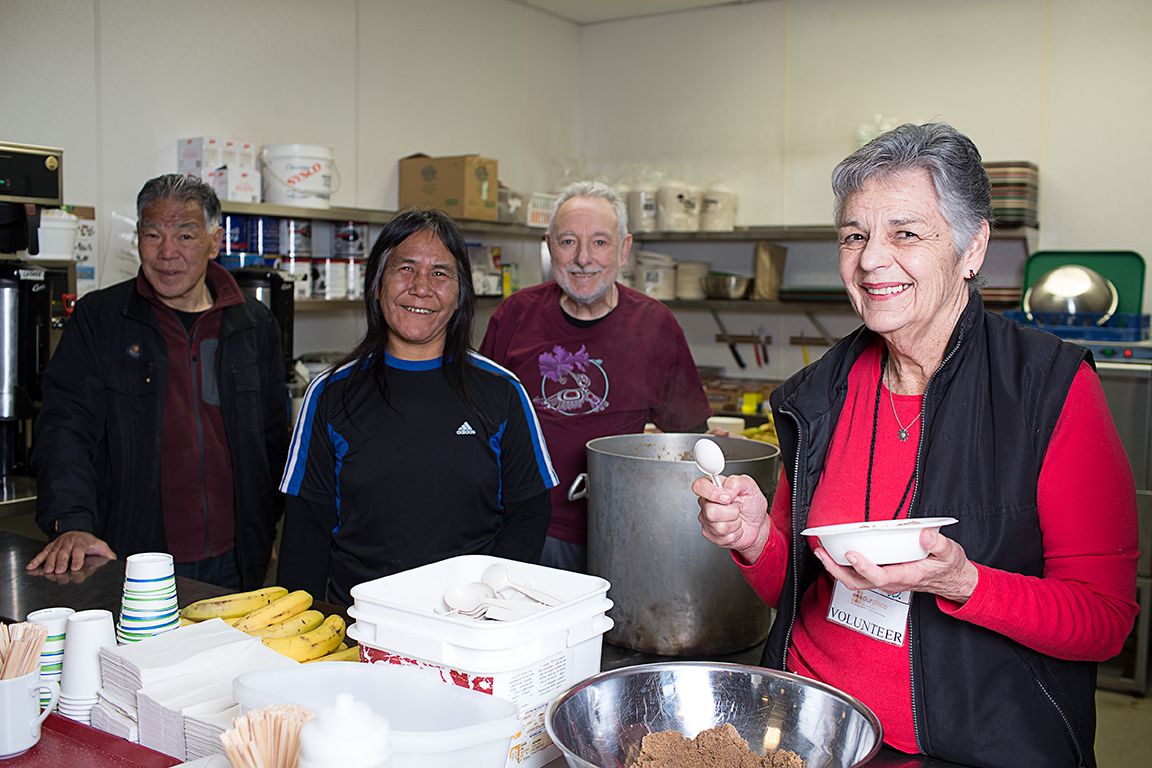 volunteers_in_nutrition_bar